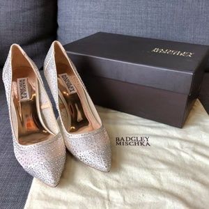 Badgley mischka weslee ivory Clearance